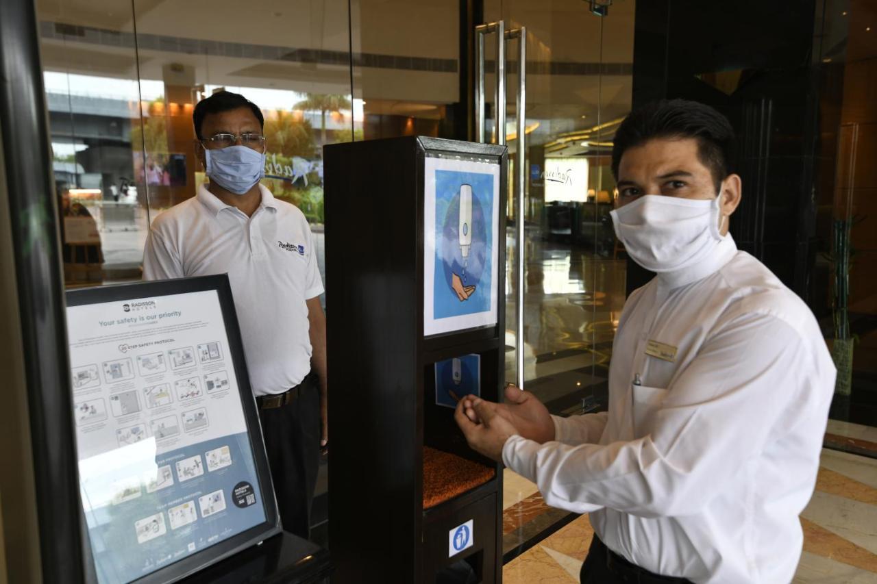 Hotel Radisson Blu Plaza Delhi Airport