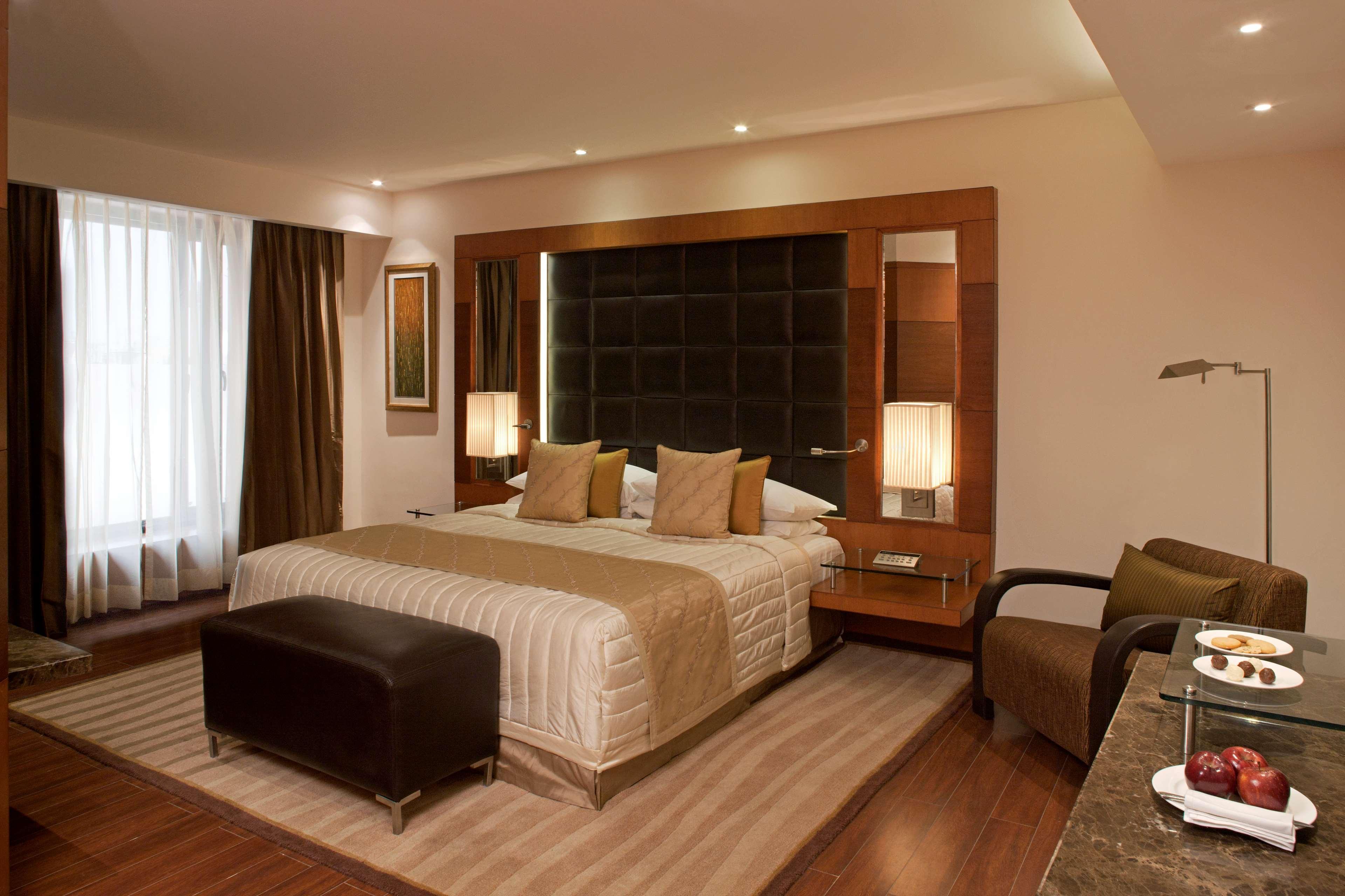 Radisson Blu Plaza Delhi Airport Hotel New Delhi