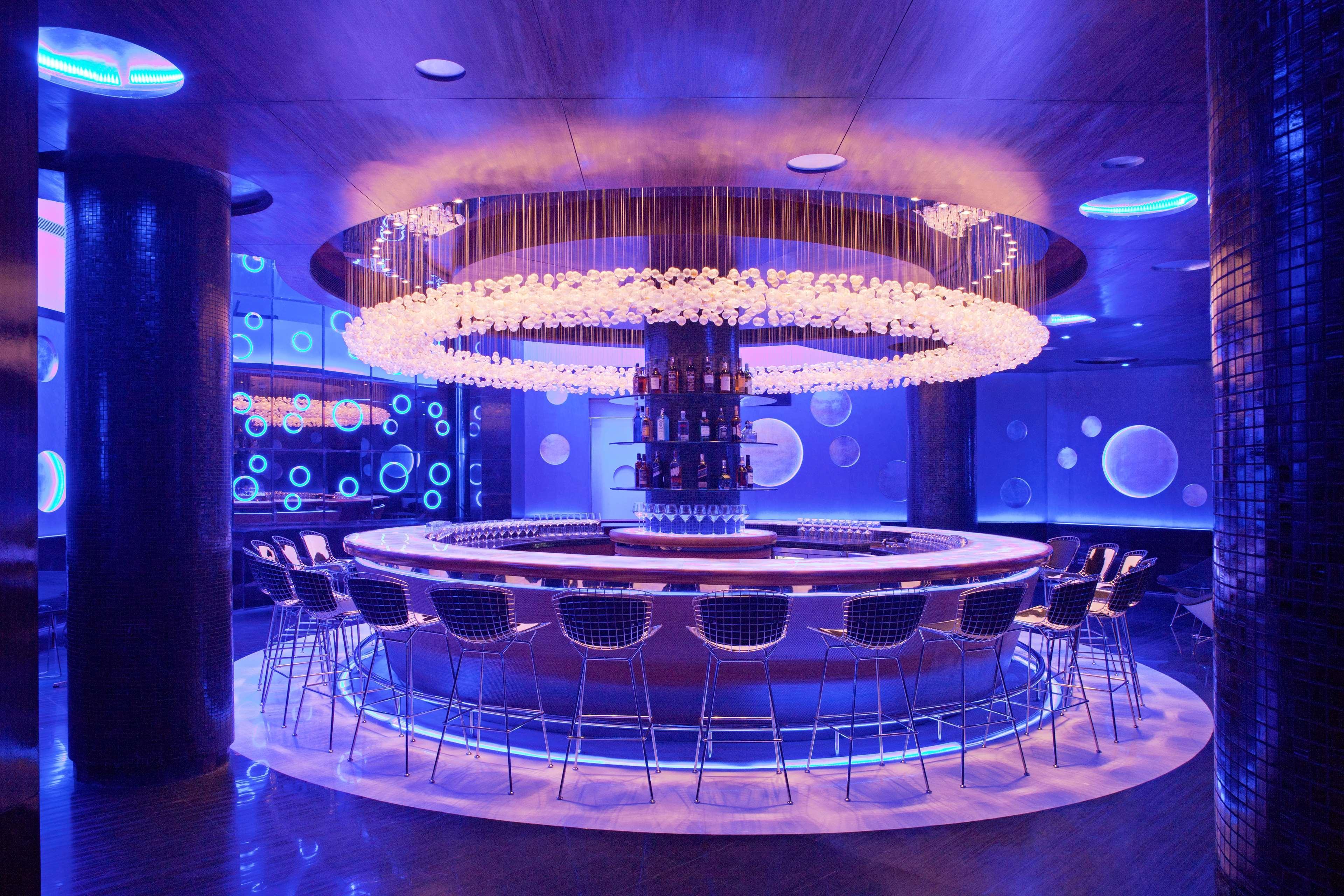 Hotel Radisson Blu Plaza Delhi Airport